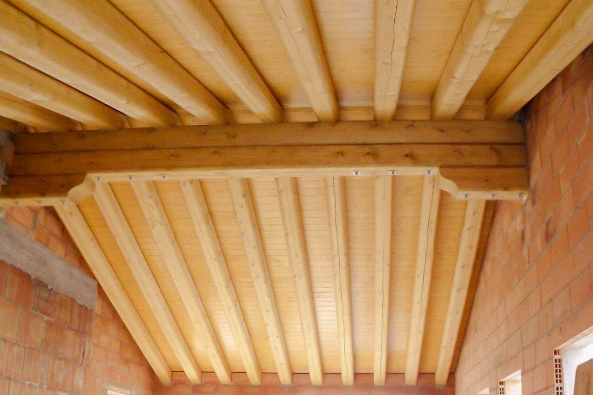 messa-in-posa-tetti-in-legno-3