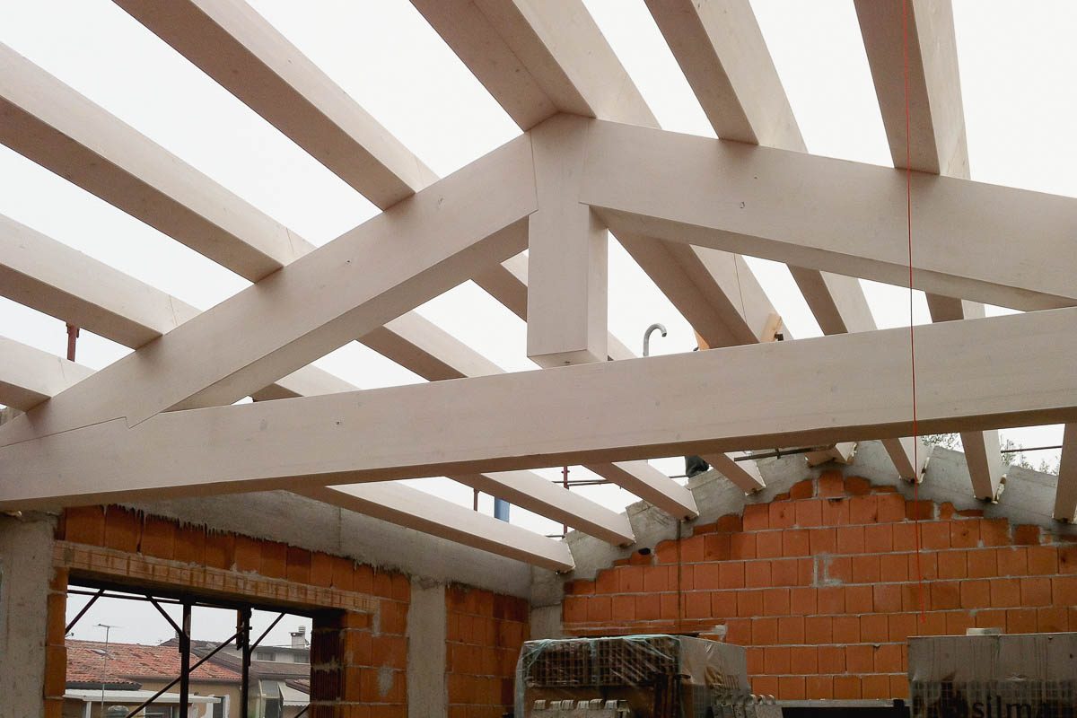 messa-in-posa-tetti-in-legno-8